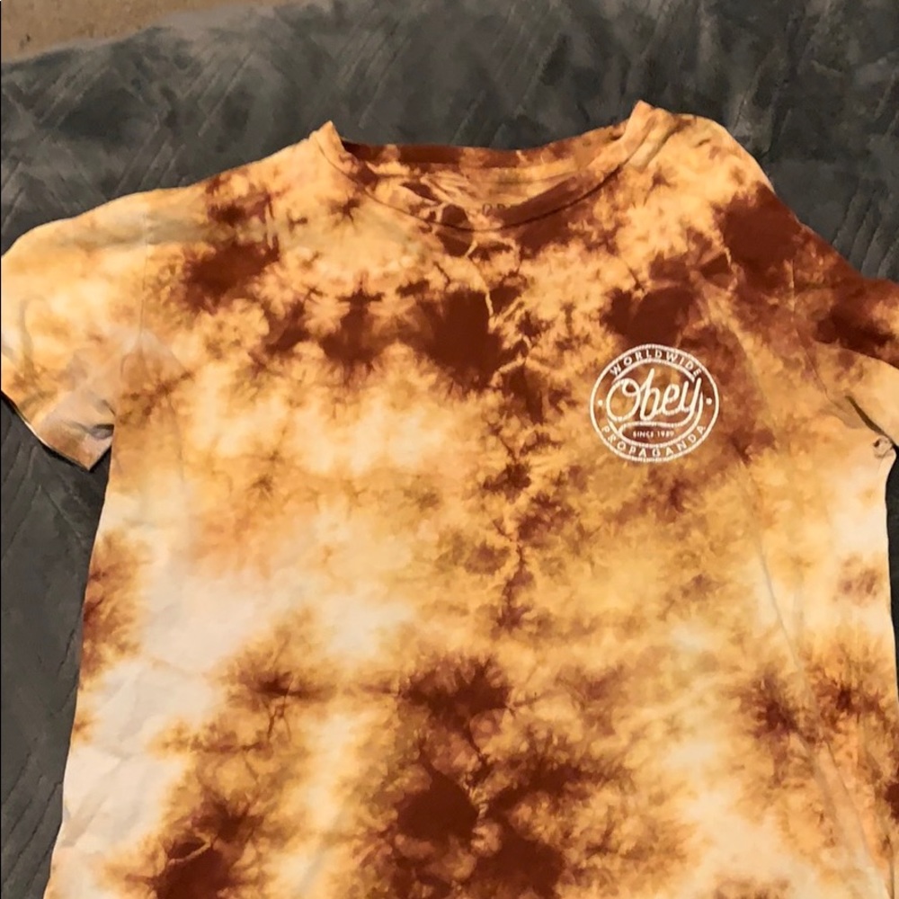 Short sleeve tee
